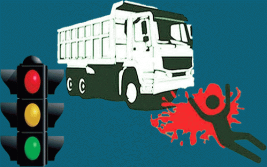 ট্রাকের ধাক্কায় শিক্ষা কর্মকর্তা নিহত