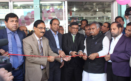 দেশব্যাপি মডেল ফার্মেসী স্থাপন করা হচ্ছে : প্রতিমন্ত্রী জাহিদ মালেক
