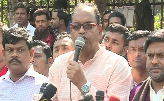 হাসিনাকে সরতেই হবে : দুদু