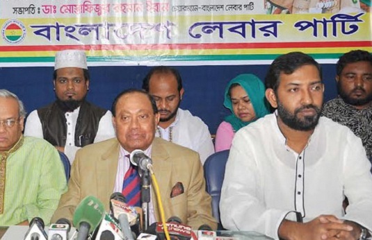 মওদুদের বক্তব্যে ফের তোলপাড়, বিএনপি ক্ষুব্ধ ক্ষমতাসীনরা উৎফুল্ল