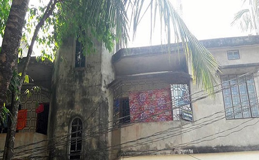 চট্টগ্রামে ‘জঙ্গি আস্তানায়’ অভিযান, বিপুল পরিমাণ অস্ত্র উদ্ধার