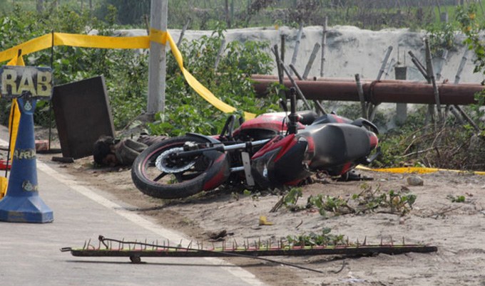 রাজধানীর খিলগাঁওয়ে র‌্যাবের চেকপোস্টে হামলা চেষ্টায় নিহত  ১