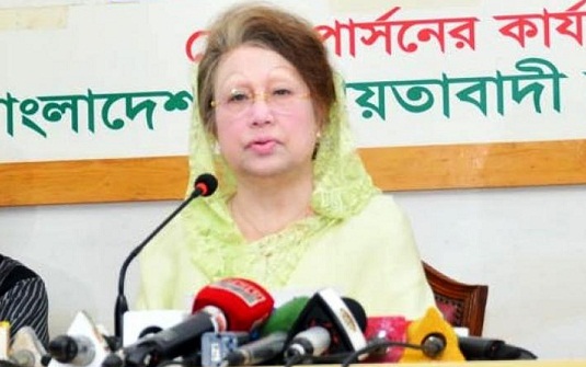 কাঁটা তুলে আবারো রাজপথে হাঁটতে চান খালেদা জিয়া