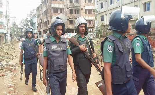 ফের চট্টগ্রামে দুুই জঙ্গি আস্তানায় অভিযান চালাচ্ছে পুুলিশ