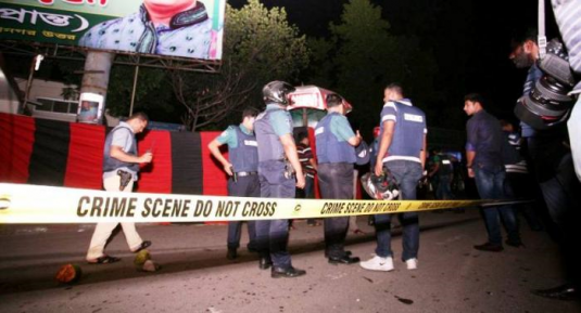 সিলেট গোটাটিকরে বোমা হামলায় দুই পুলিশসহ নিহত ৪ : আহত ৩০