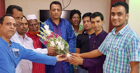 বিসিএস ক্যাডার দেলওয়ার’কে সওদাগরটুলা সমাজ কল্যান সংস্থার সংবর্ধনা প্রদান