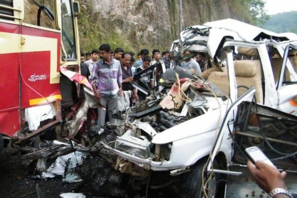সৌদি আরবে সড়ক দুর্ঘটনায় চার বাংলাদেশীর মৃত্যু