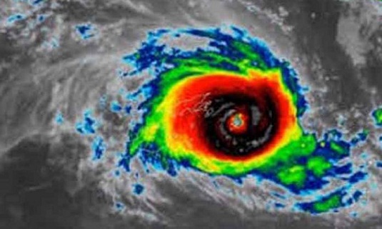 ‘ঘূর্ণিঝড় মোরা’ শক্তিশালী হচ্ছে, সন্ধ্যা নাগাদ উপকূলে আঘাত হানতে পারে