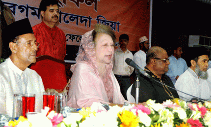 অচিরেই দেশ থেকে জুলুম-অত্যাচার বিদায় নেবে : খালেদা