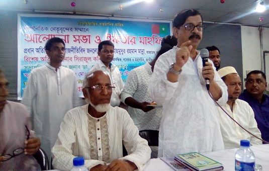 সংকট সমাধানে নিরপেক্ষ নির্বাচনের বিকল্প নেই : মান্না