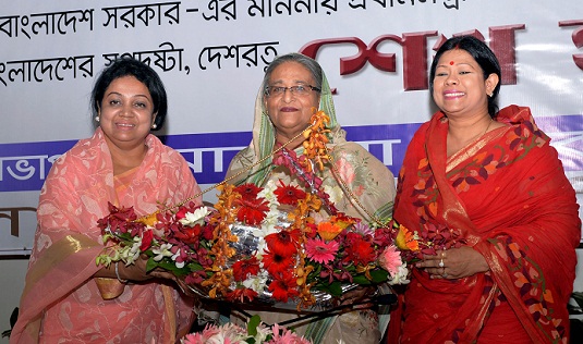 আ.লীগ থাকলে দেশ এগিয়ে যাবে, সাংবিধানিক ধারাবাহিকতা বজায় থাকবে : প্রধানমন্ত্রী