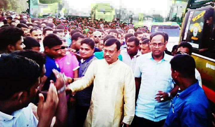 খালেদা জিয়াকে বিদায় জানাতে বিমানবন্দর এলাকায় নেতাকর্মীদের ঢল