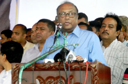 ‘প্রধানমন্ত্রীর জন্য প্রতিটি বাঙালির দোয়া করা ফরজ’