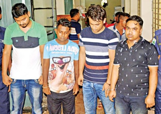 বগুড়ায় ছাত্রী ধর্ষণে জড়িতদের ৩ দিনের রিমান্ড