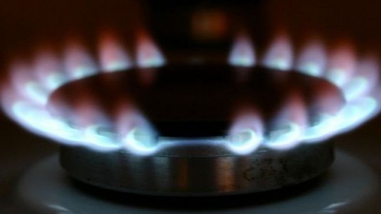 গৃহস্থালি গ্যাসের দাম কমেছে, আগস্ট থেকেই কার্যকর