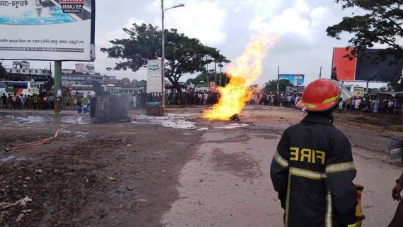 সিলেট বাস টার্মিনালে অগ্নিকাণ্ড, আহত অন্তত ৬