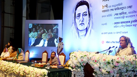 ‘মা ত্যাগ স্বীকার না করলে হয়তো আমরা স্বাধীনতা অর্জন করতে পারতাম না’