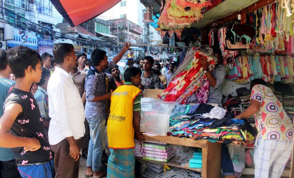 ফুটপাত দখল মুক্ত করতে নগরবাসীর সহযোগিতা চাইলেন মেয়র আরিফ