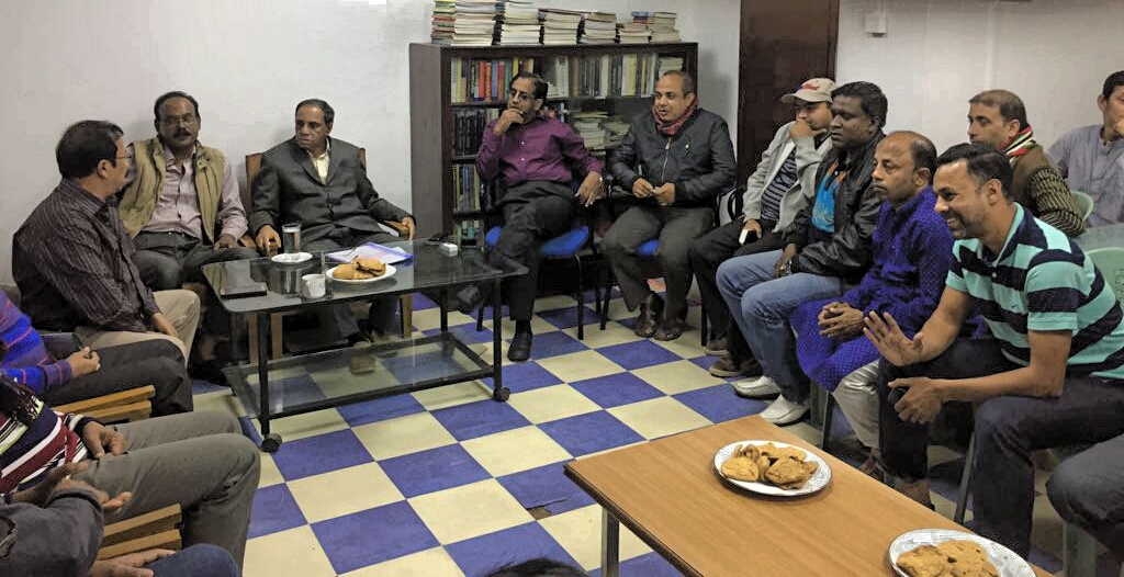 সরকারের নির্ধারিত ফি রাখার জন্য স্কলার্সহোমের সচিবের সাথে অভিভাবকবৃন্দের বৈঠক
