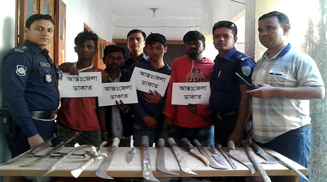 হবিগঞ্জ থেকে অস্ত্রসহ ৬ ডাকাত গ্রেফতার