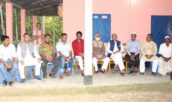 মরহুম আ,লীগ নেতা আব্দুল্লাহর পরিবারের পাশে মিসবাহ উদ্দিন সিরাজ