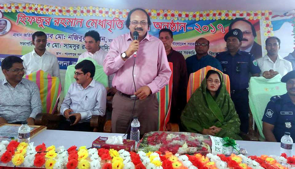 দেশ এখন উন্নয়নের মহাসড়কে হাঁটছে : নজিবুর রহমান