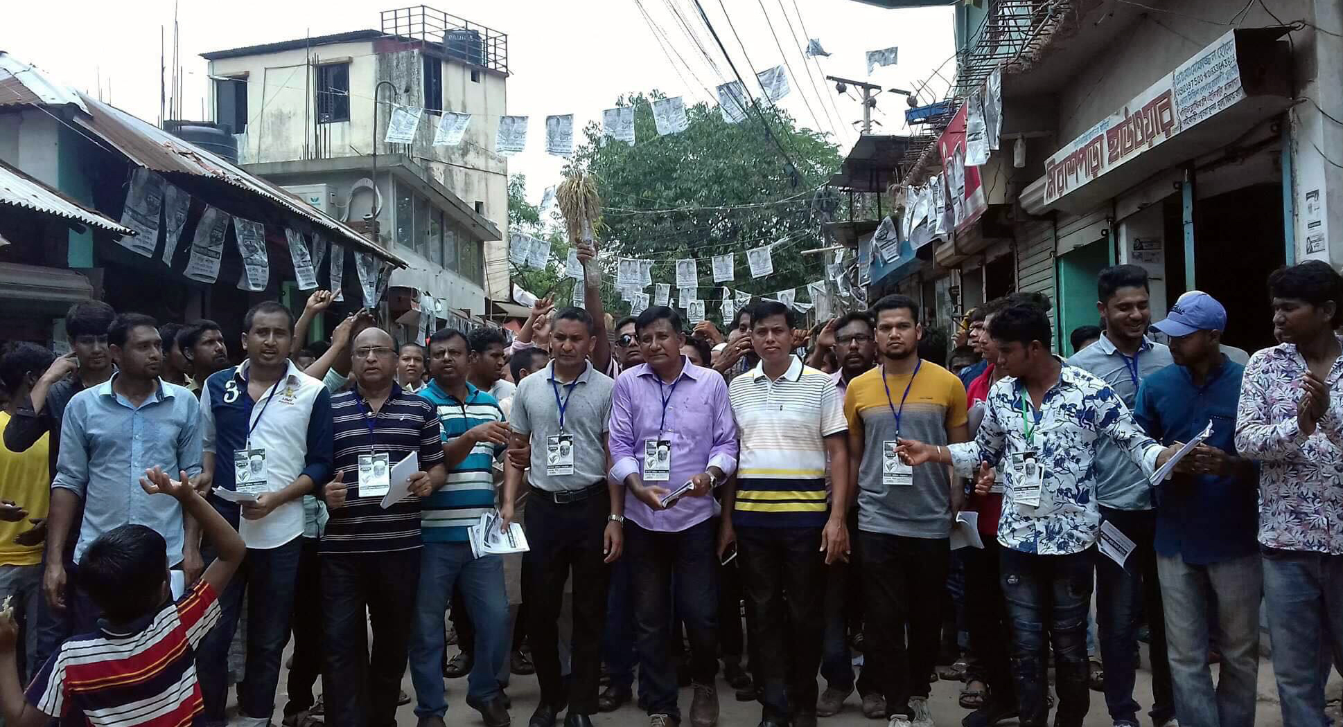 গাজীপুর সিটি কর্পোরেশন নির্বাচনে বিএনপি প্রার্থীর পক্ষে কেন্দ্রীয় যুবদলের বিরামহীন গনসংযোগ