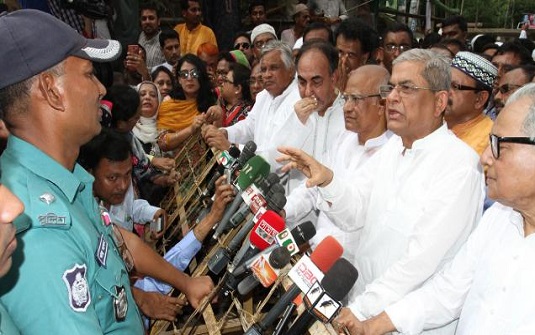 স্বরাষ্ট্র মন্ত্রণালয়ের চিঠিও তোয়াক্কা করলো না পুলিশ, ফিরে গেলেন  নেতারা