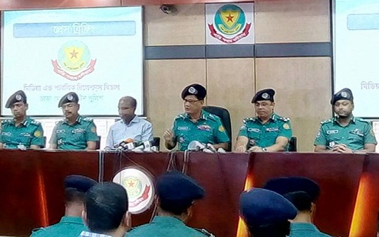 শিশু-কিশোররা আমাদের নাড়া দিয়েছে : ডিএমপি কমিশনার