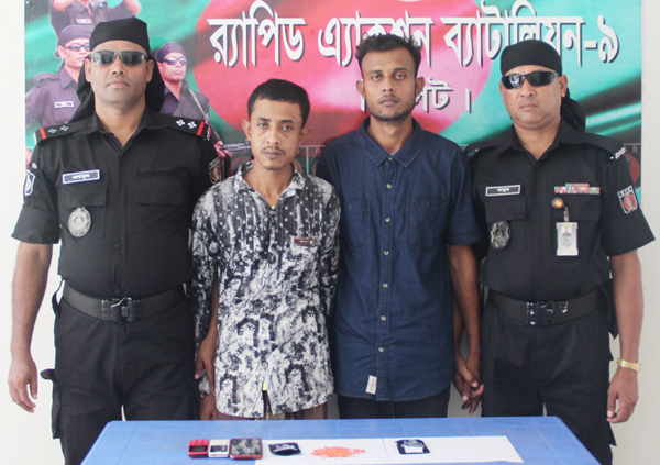 শাহপরান থেকে ৪শ’ ইয়াবাসহ আটক ২