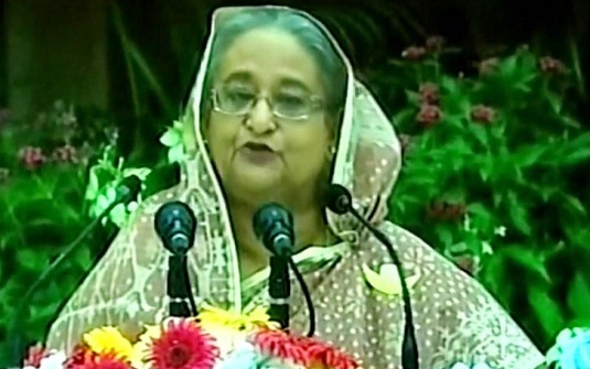 কারো মুখাপেক্ষী হয়ে নয়, নিজের পায়ে দাঁড়াবে বাংলাদেশ : শেখ হাসিনা
