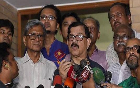 বি. চৌধুরীকে বাদ দিয়ে জাতীয় ঐক্য, সন্ধ্যায় সংবাদ সম্মেলন