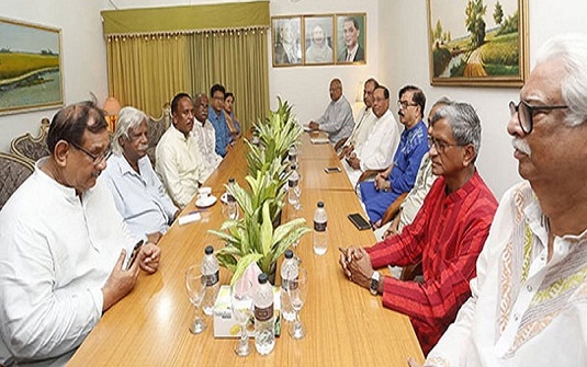 মতিঝিলে গুরুত্বপূর্ণ বৈঠকে বসেছেন ঐক্যফ্রন্ট নেতারা