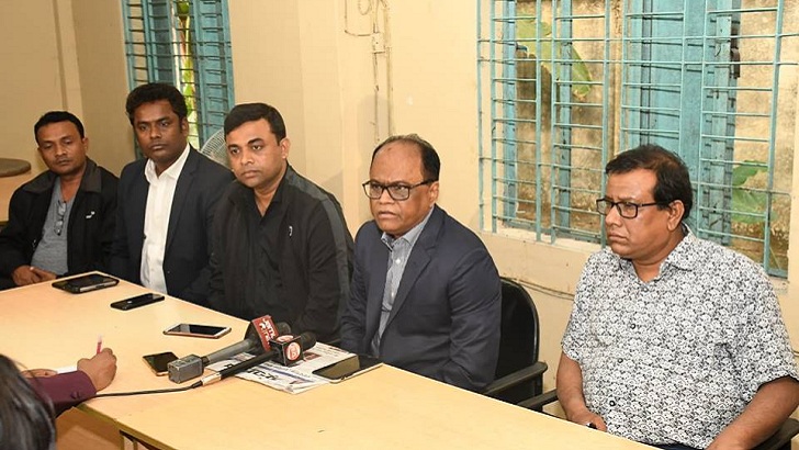 সাংবাদিক হামলাকারীদের দ্রুত গ্রেফতার দাবি