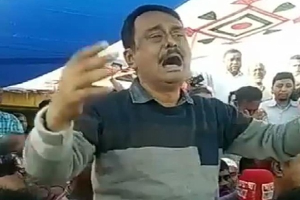 কান্নায় ভেঙে পড়লেন মনোনয়নবঞ্চিত মিলন