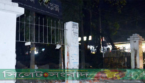 এবার মুহিত-মোমেনের বাসার দেয়াল ভাঙলেন আরিফ!