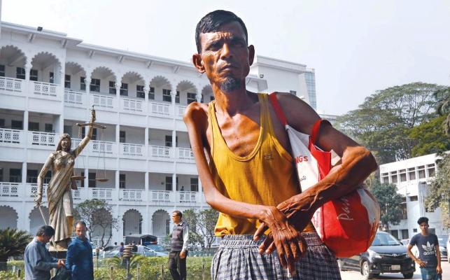 পুলিশের ওপর হামলার অভিযোগে বন্ধী পঙ্গু তারা মিয়া জামিনে মুক্ত