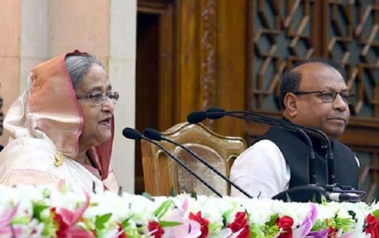 সরকার ঢাকা নগরীতে কোনো রাসায়নিক গুদাম থাকতে দেবে না : প্রধানমন্ত্রী