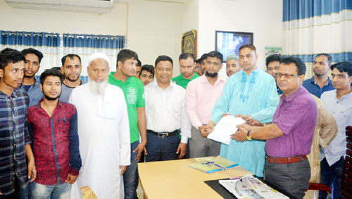 সিলেটে মশা নিধনে দাবিতে স্মারকলিপি প্রদান