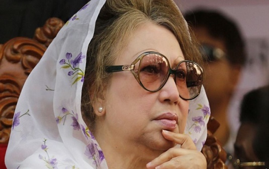 আদালত বদল নিয়ে খালেদা জিয়ার রিটের শুনানি মঙ্গলবার