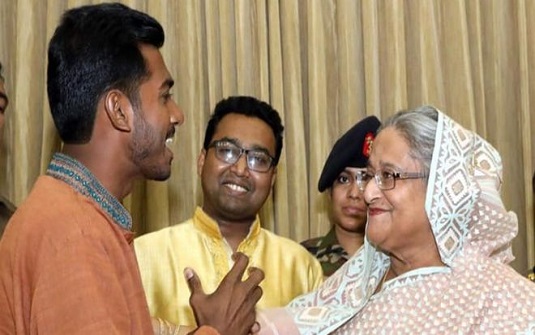 ডাকসু ভিপি নূরুল হক নূরের সাথে ছাত্রলীগের সমস্যা কোথায়?
