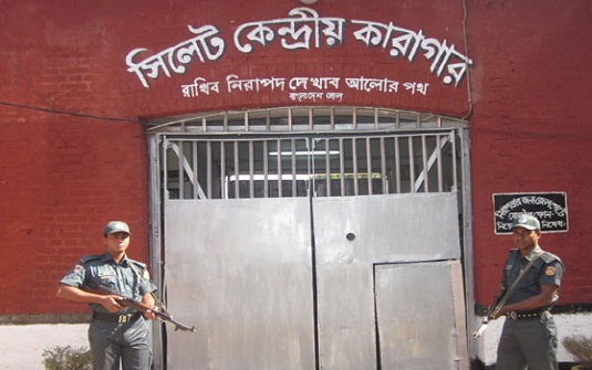 সিলেটের ৬৩ মামলার ভুল আসামি রাজ্জাক অবশেষে ছাড়া পেলেন