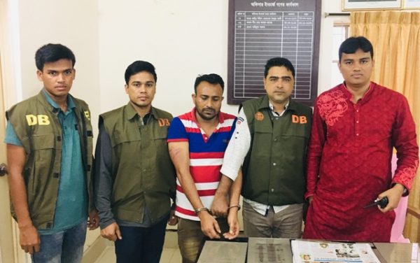 সিলেট নগরী থেকে ৬ মামলার আসামী ফুলু ডাকাত গ্রেফতার