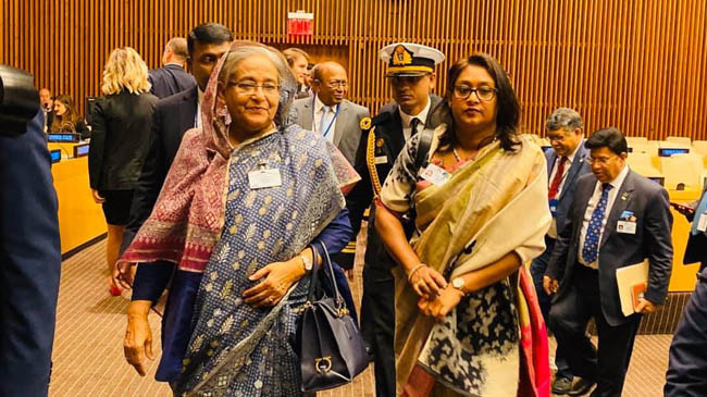 প্রধানমন্ত্রী শেখ হাসিনাকে আওয়ামী লীগের অভিনন্দন
