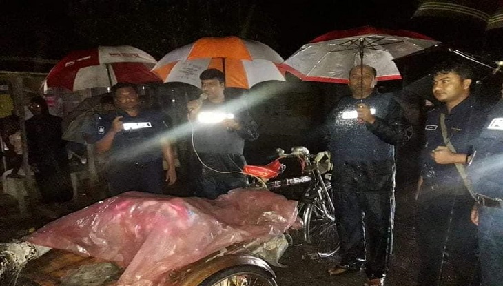 খুলনার উপকূলে চলছে পুলিশের প্রচারণা