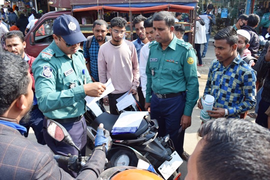 আজ থেকে সিলেটে কার্যকর হয়েছে নতুন সড়ক পরিবহন আইন-২০১৮