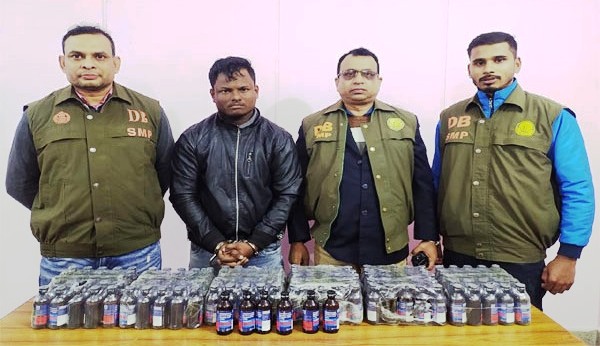 সিলেটে ১৫৫ বোতল ফেন্সিডিলসহ যুবক আটক