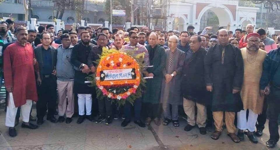 ভাষা শহীদদের স্মরণে সিলেট জেলা বিএনপির শ্রদ্ধার্ঘ্য নিবেদন