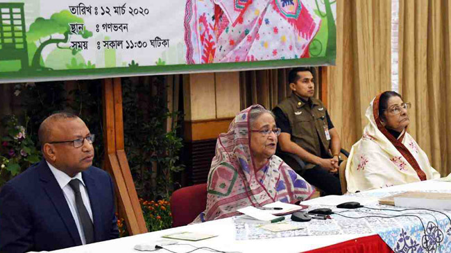 করোনাভাইরাস মোকাবিলায় নির্দেশনা মেনে চলুন : প্রধানমন্ত্রী