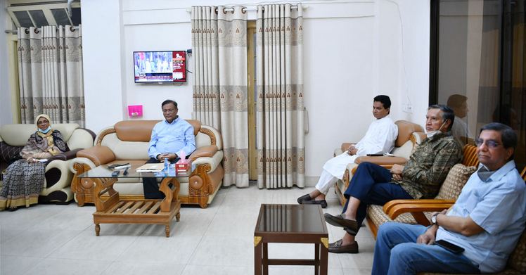করোনা মোকাবিলায় গণমাধ্যম ও সরকার আরো ঘনিষ্ঠভাবে কাজ করবে : তথ্যমন্ত্রী